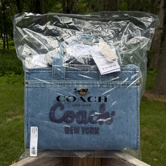 Coach Large Denim Cargo Tote CR657 Blue Jeans Logo Embroidery Bag - Picture 2 of 5